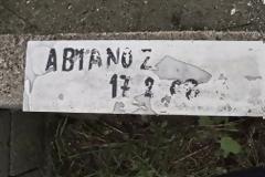 Άτιτλο. Σαν τους ανώνυμους νεκρούς