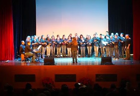 Αριστουργηματική κοινωνική σάτιρα - Μάγεψε η Χορωδία Αποφοίτων Μουσικού Σχολείου Παλλήνης - Φωτογραφία 1