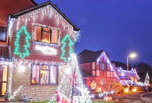 Ίσως η πιο χριστουγεννιάτικη γειτονιά στον κόσμο [photos] - Φωτογραφία 1