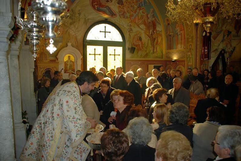 Αρχιερατική Θεία Λειτουργία στον Ιερό Ναό Αγίου Παντελεήμονος στο 401 ΓΣΝΑ - Φωτογραφία 18