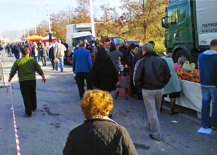 Χιλιάδες καταναλωτές με σύμμαχο τον καλό καιρό προσήλθαν στη 12η δράση διάθεσης εγχωρίων αγροτικών προϊόντων του Δήμου Αμαρουσίου - Φωτογραφία 2