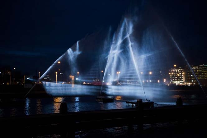 Εντυπωσιακό πλοίο φάντασμα σε κανάλι του Άμστερνταμ [photos] - Φωτογραφία 2