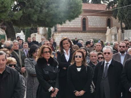 Πλήθος κόσμου αποχαιρέτησε τον ιστορικό διευθυντή της Ελευθεροτυπίας Σεραφείμ Φυντανίδη - Φωτογραφία 3