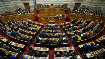 168 υπέρ Δήμα - Εκλογές ψήφισε η Βουλή - Φωτογραφία 1