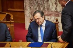 OΛΑ όσα έγιναν μέσα στη Βουλή κατά την 3η Ψηφοφορία...Δείτε τη φωτογραφία που θα σας σοκάρει! [photos]