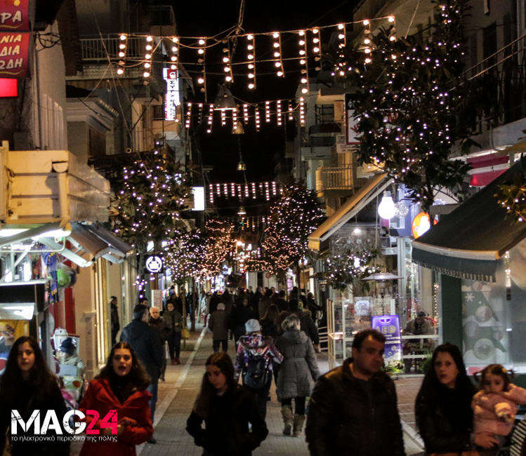 Ε Ναι, φέτος μας αρέσει η Λαμία - Όλοι μιλούν για υπέροχο στολισμό [photos] - Φωτογραφία 10