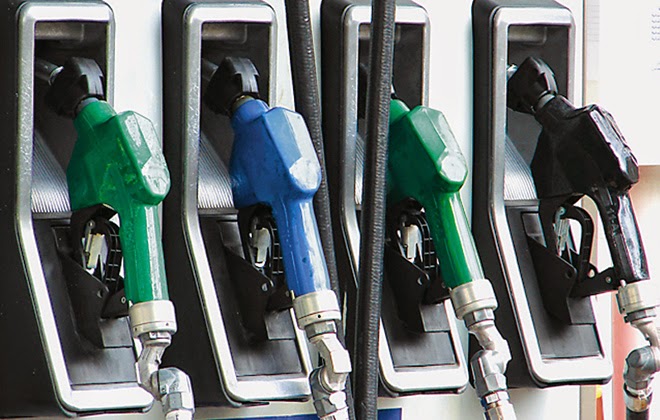 Χαμηλότερες τιμές πώλησης της βενζίνης από σήμερα - Φωτογραφία 1