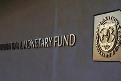 Τα διαγράμματα του ΔΝΤ τον Αύγουστο 2009 που πιστοποιούν την πλήρη αποτυχία των μνημονίων