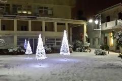 Κατεβαίνει... χαμηλά το χιόνι - Κατάσπρα, ήδη, πολλά χωριά στην Κρήτη [photos]