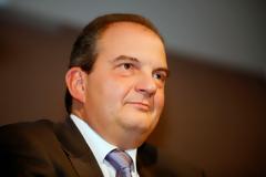 Πάτρα: Την εμφάνιση του στο λιμάνι τη Πάτρας έκανε ο πρώην πρωθυπουργός Κωνσταντίνος Καραμανλής [photos]