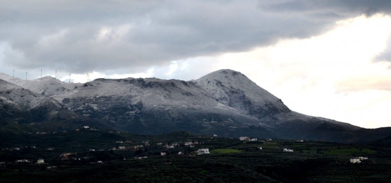 Η Κρήτη στο μάτι του χιονιά - Αποκλεισμένα χωριά [photos] - Φωτογραφία 11