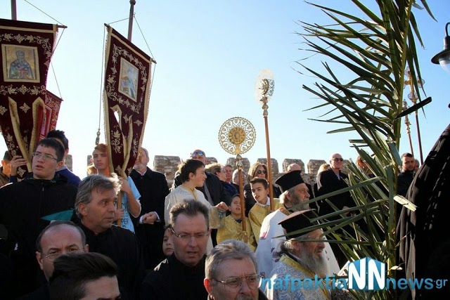 Με ιδιαίτερη λαμπρότητα γιορτάστηκαν και φέτος τα Άγια Θεοφάνεια στη Ναύπακτο [video + photos] - Φωτογραφία 7