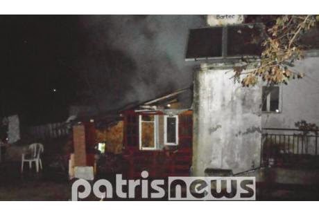 Ηλεία: Φωτιά σε σπίτι στο Χάβαρι - Φωτογραφία 1
