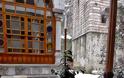 5825 - Μοναδικές φωτογραφίες του Ηλία Βουτσινά από την χιονισμένη Ι.Μ. Αγίου Παύλου - Φωτογραφία 6