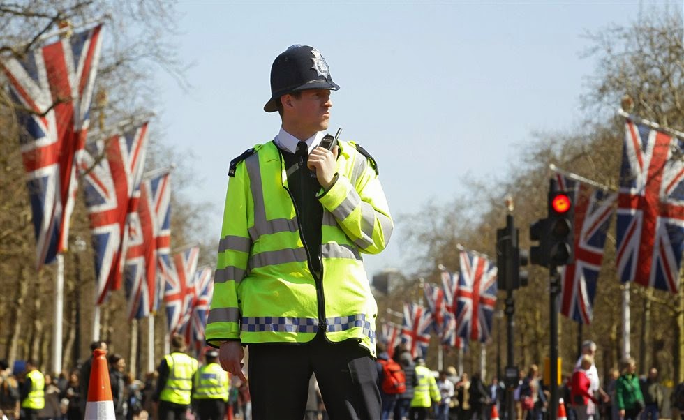 Φόβοι για τρομοκρατικό χτύπημα στη Βρετανία - Φωτογραφία 1