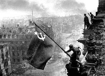 «Σοβιετική εισβολή στην Γερμανία και την Ουκρανία» είδε στον Β' Παγκόσμιο Πόλεμο ο Αρσένι Γιάτσενιουκ! - Φωτογραφία 1
