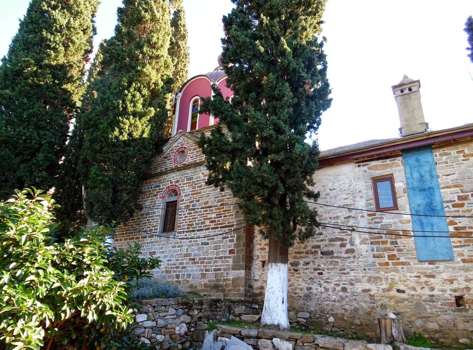 5839 - Φωτογραφίες του κοιμητηριακού ναού και του κοιμητηρίου της Ιεράς Μονής Δοχειαρίου - Φωτογραφία 3