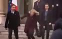 ΕΠΙΚΗ ΤΟΥΜΠΑ! Tα μέτρησε τα σκαλιά η πρωθυπουργός της Δανίας, Χέλε Τόρνινγκ-Σμιτ... [video]
