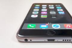 Κίνα: Προσπάθησε να περάσει 94 iPhone παράνομα