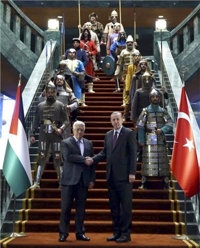 Κι όμως αυτή είναι η νέα προεδρική φρουρά του Ερντογάν! - Φωτογραφία 6