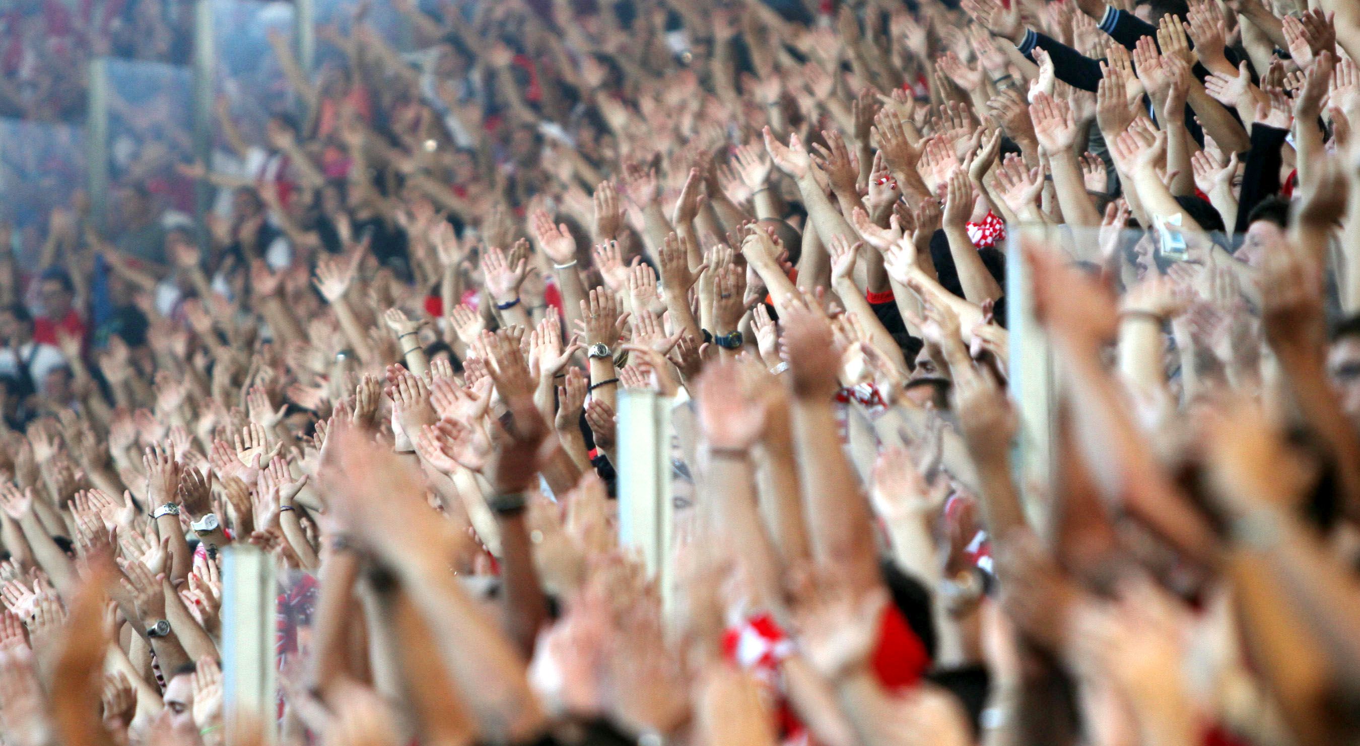 ΠΡΩΤΟΣ ΠΑΝΤΟΥ! (PHOTOS) - Φωτογραφία 4