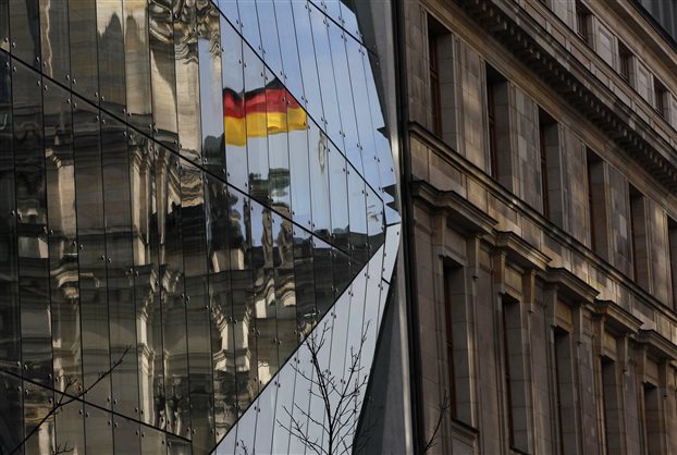Βερολίνο: Νέο κοφτό «όχι» στην αποπληρωμή του κατοχικού δανείου - Φωτογραφία 1