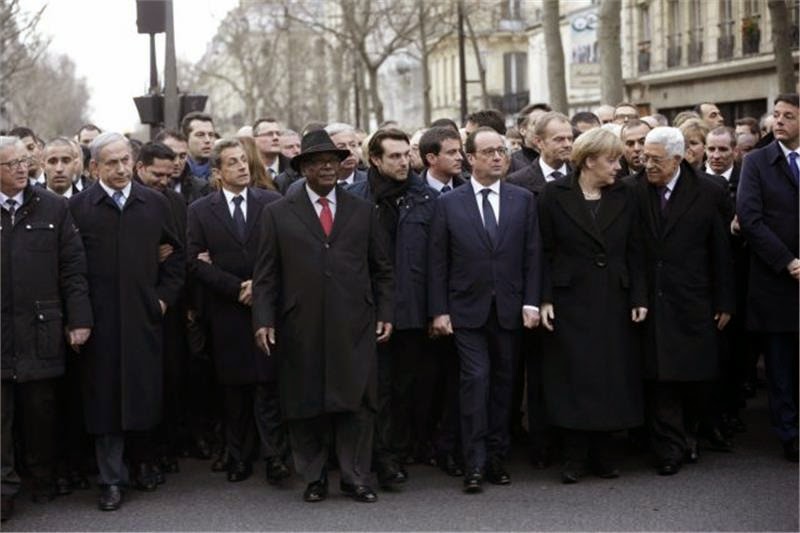 O σωματοφύλακας του Γάλλου Προέδρου που όλες οι γυναίκες θα ήθελαν να έχουν... [photo] - Φωτογραφία 1