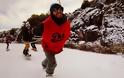 ΚΑΤΑΠΛΗΚΤΙΚΟ: Κάνουν snowboard στην Κέρκυρα [video + photos] - Φωτογραφία 2
