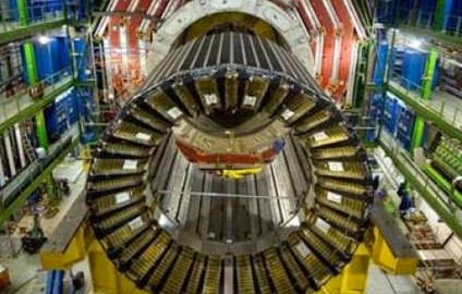 ΠΑΓΚΟΣΜΙΟ ΣΟΚ στο CERN: Δείτε τι βρήκαν και το κρύβουν... [photo] - Φωτογραφία 1