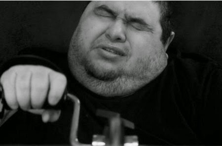 Τα τελευταία «κλικ» στη ζωή ενός παχύσαρκου άνδρα! Ο αγώνας, οι νίκες και το τραγικό τέλος... [photos] - Φωτογραφία 1