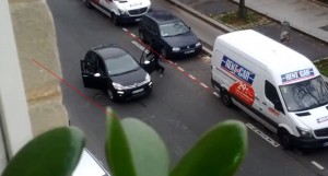 Κι όμως υπάρχει αίμα στο βίντεο της εκτέλεσης του Γάλλου αστυνομικού στο Παρίσι - Φωτογραφία 19