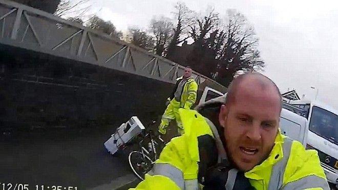 ΕΞΟΡΓΙΣΤΙΚΟ ΒΙΝΤΕΟ: Οδηγός τρακάρει ποδηλάτη και στη συνέχεια τον δέρνει [video + photos] - Φωτογραφία 3
