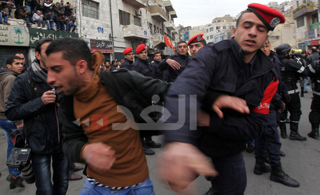 Τεράστιες διαδηλώσεις κατά του Charlie Hebdo [video + photos] - Φωτογραφία 5