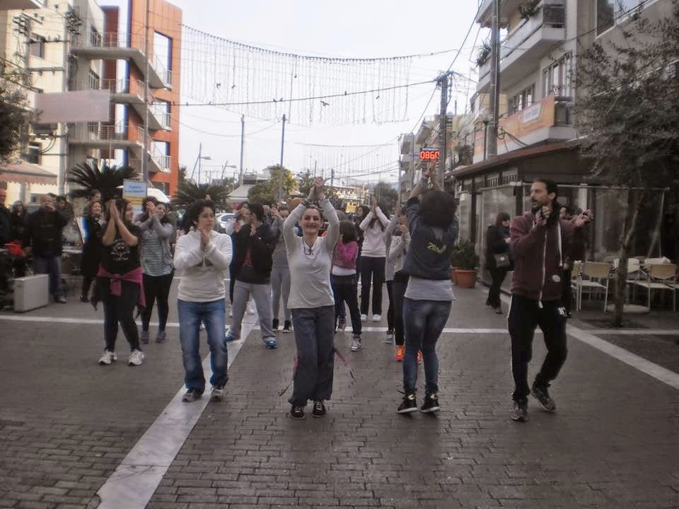 Hub of Happiness από τις εθελοντικές ομάδες: Συν+Άνθρωποι, Έδρα, Ε.Ο.Π.Π. και Γέφυρα Ζωής Α.με.Α. Δυτικού Τομέα - Φωτογραφία 3