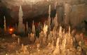 1 εκ. 500 χιλ. χρόνια χρειάστηκαν για να σχηματιστούν οι σταλακτίτες και σταλαγμίτες του σπηλαίου Περάματος Ιωαννίνων! - Φωτογραφία 6
