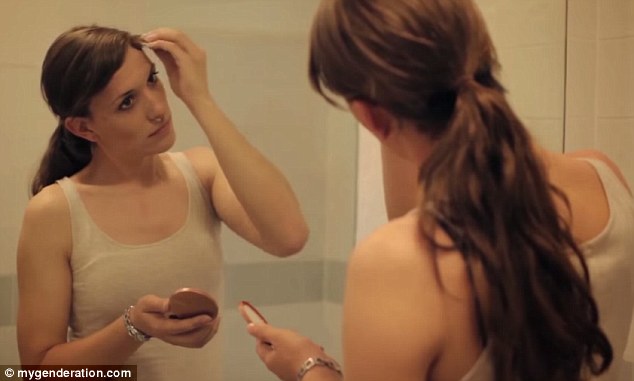 Η απίστευτη ιστορία του Βρετανού πεζοναύτη που μετά το Αφγανιστάν έγινε γυναίκα...[photos] - Φωτογραφία 6