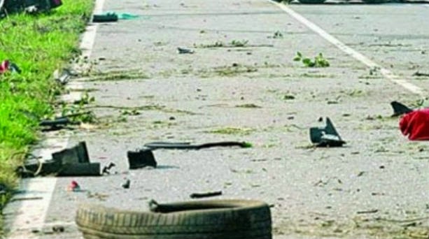 Τρίκαλα: Νεκρός 22χρονος όταν έσκασε το λάστιχο του αυτοκινήτου του - Φωτογραφία 1