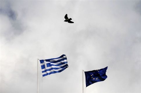Παγώνει η συμφωνία με την Ευρωπαϊκή Τράπεζα Ανασυγκρότησης για ρευστότητα στην Ελλάδα - Φωτογραφία 1