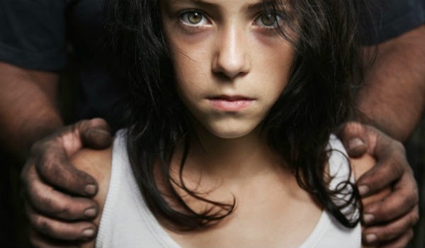 Πώς μία 14χρονη έγινε σκλάβα του σεξ στην Ελλάδα - Φωτογραφία 1
