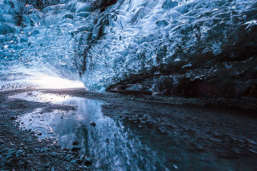 ΘΑ ΣΑΣ ΚΑΘΗΛΩΣΕΙ: Το ΥΠΕΡΟΧΟ σπήλαιο πάγων της Ισλανδίας [photos] - Φωτογραφία 13