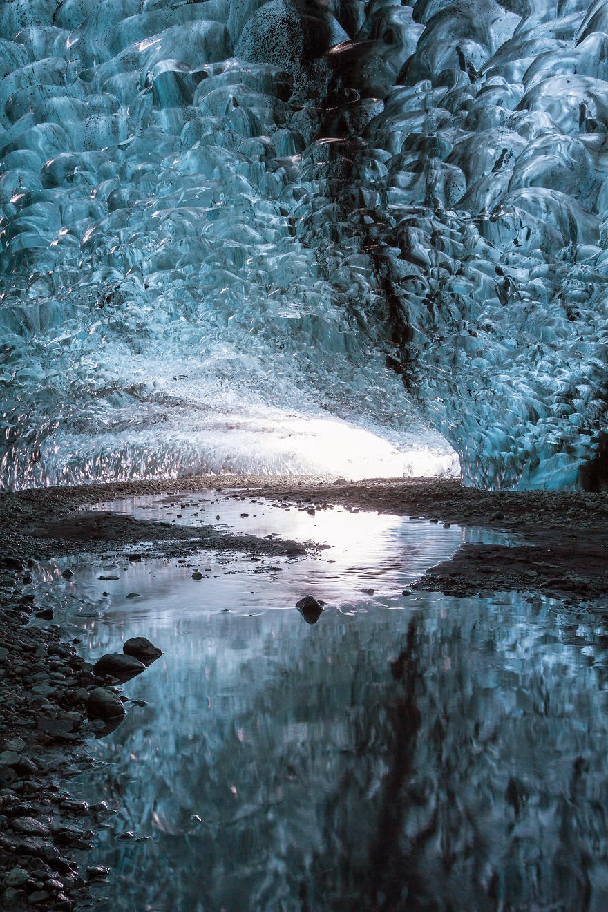 ΘΑ ΣΑΣ ΚΑΘΗΛΩΣΕΙ: Το ΥΠΕΡΟΧΟ σπήλαιο πάγων της Ισλανδίας [photos] - Φωτογραφία 4