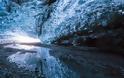 ΘΑ ΣΑΣ ΚΑΘΗΛΩΣΕΙ: Το ΥΠΕΡΟΧΟ σπήλαιο πάγων της Ισλανδίας [photos] - Φωτογραφία 13