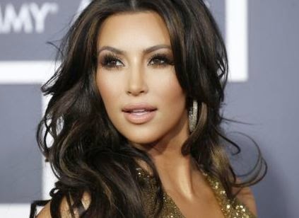 ΕΤΣΙ είναι πραγματικά η Kim Kardashian! Δείτε την ΧΩΡΙΣ μακιγιάζ [photo] - Φωτογραφία 1