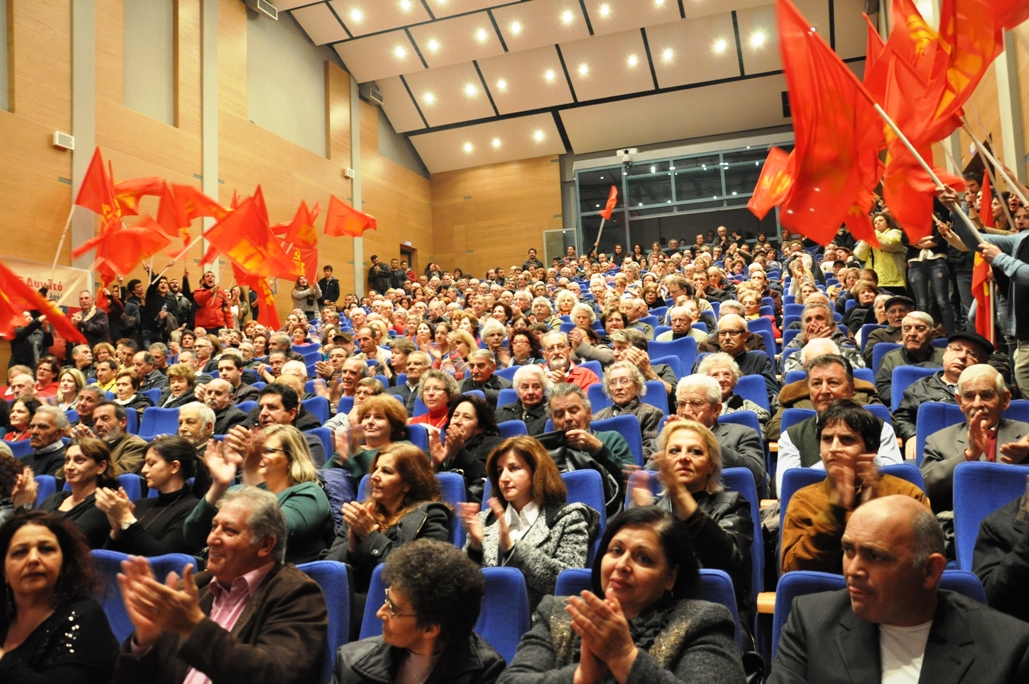 Η Παπαρήγα ξεσήκωσε το Βόλο και την Μαγνησία [video + photos] - Φωτογραφία 10