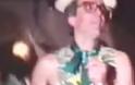 Δείτε το βίντεο που κάνει τον γύρο του διαδικτύου: Ο Αντώνης Σαμαράς ντυμένος Χαβανέζα χορεύει παρέα με τον ΓΑΠ [video]