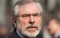Στηρίζει Αλέξη Τσίπρα ο επικεφαλής του Sinn Fein της Ιρλανδίας Τζέρι Άνταμς