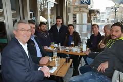 Οργώνει τον Κάμπο της Λάρισας ο Στρατηγός και πάει με χίλια…Μωρέ λές;