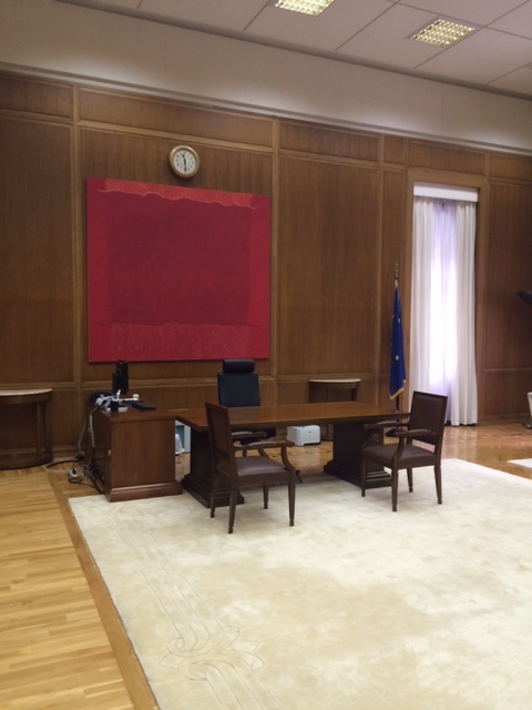 Στα χνάρια του Παπανδρέου ο Αλέξης Τσίπρας: Δείτε τον πίνακα που διάλεξε ο Πρωθυπουργός για το γραφείο του στο Μέγαρο Μαξίμου! [photo] - Φωτογραφία 2