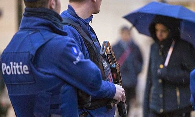Βέλγιο: Ελεύθεροι τρεις άνδρες που θεωρούνταν ύποπτοι για τρομοκρατία - Φωτογραφία 1