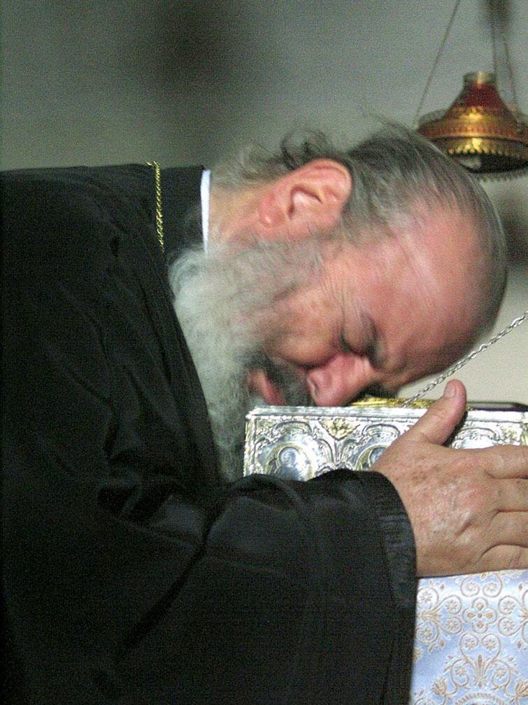 5932 - Ο μακαριστός Αρχιεπίσκοπος Χριστόδουλος στο Άγιο Όρος. Φωτογραφίες από επισκέψεις του - Φωτογραφία 11